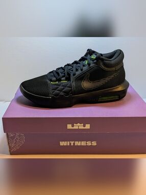 Nike LeBron Witness 8 Black/Volt